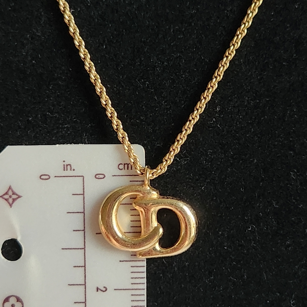 Christian Dior CD Logo Gold Tone Necklace - Picture 4 of 4